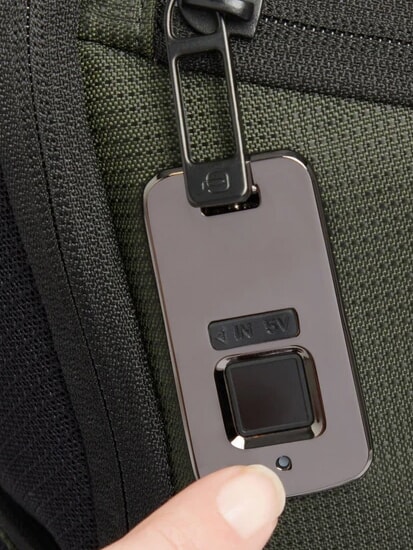 W145 Mochila de un solo hombro con soporte para iPad de 11". VERDE - Mochilas Escuela & Tiempo Libre