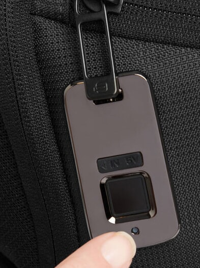 W145 Mochila de un solo hombro con soporte para iPad de 11". negro - Mochilas Escuela & Tiempo Libre