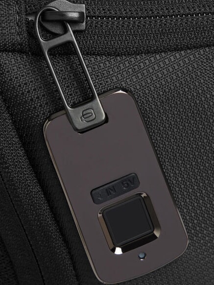 W145 Mochila de un solo hombro con soporte para iPad de 11". negro - Mochilas Escuela & Tiempo Libre