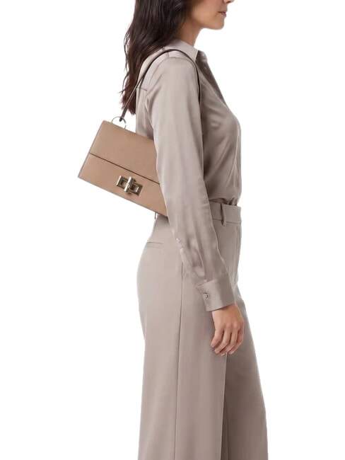 AMELIA Bolso de hombro de piel con correa para el hombro. caramelo - Bolsos Mujer