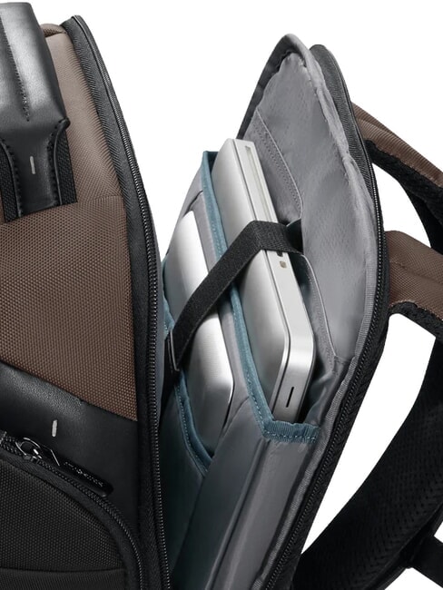 SPECTROLITE 4.0 Mochila para port&aacute;til de 14,1 pulgadas, equipaje de mano marr&oacute;n - Mochilas para port&aacute;til