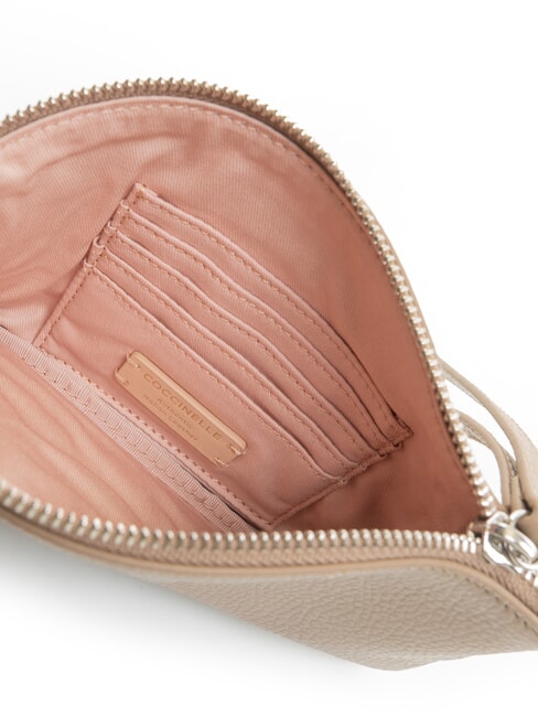 ROUNDED ENVELOPE Bolso de mano de cuero topo c&aacute;lido - Bolsos Mujer