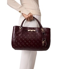 GUESS CARMELLA Bolso de mano con correa para el hombro. logotipo burdeos - Bolsos Mujer - 7
