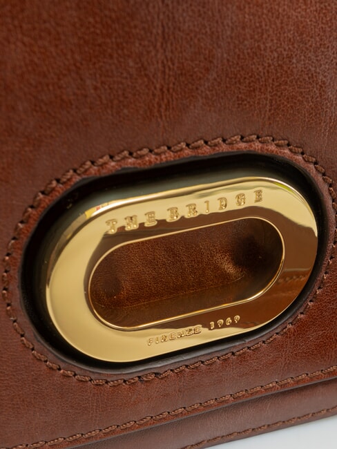 ILARIA Bolso de piel con correa para el hombro. BROWN - Bolsos Mujer